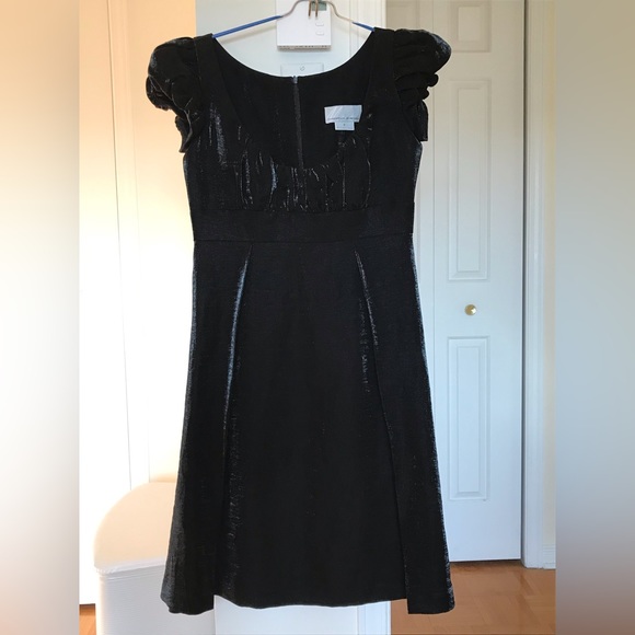 Shiny black dress - Picture 4 of 8